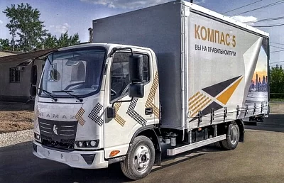 КАМАЗ переводит окраску «Компасов» на уровень флагманов